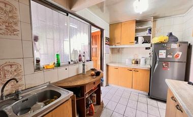 Casa en Venta en lo ovalle con avenida haydn