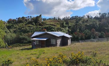 Se vende parcela con dos casas en Caipulli