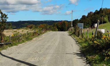 Se vende parcela con dos casas en Caipulli