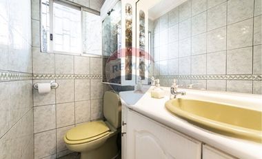 Casa en Los Domínicos, Las Condes