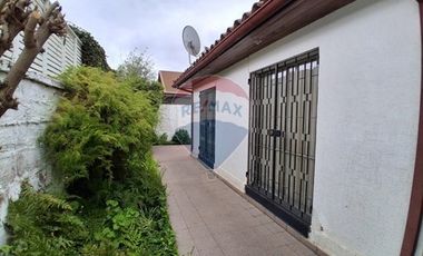 Casa en Los Domínicos, Las Condes