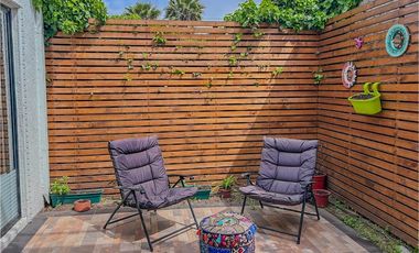 Casa en barrio residencial. Vitacura