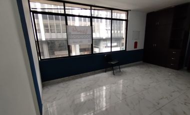 OFICINA EN VENTA EN EL CENTRO/PEREIRA