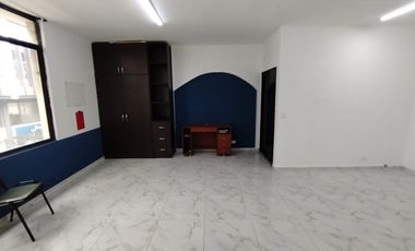 OFICINA EN VENTA EN EL CENTRO/PEREIRA