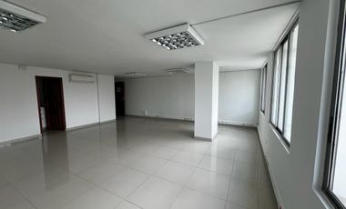 OFICINA EN ARRIENDO EN CIRCUNVALAR/PEREIRA