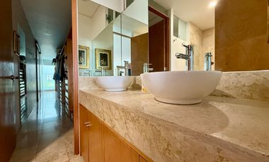 RENTA CASA EN LOMAS DE LAS AGUILAS