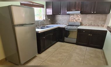 Casa en RENTA en Baja Country