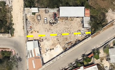 En Renta, Terreno con Oficina y área techada en Sodzil Norte