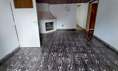 Casa en venta - 2 Dormitorios 1 Baño - 359Mts2 - Carmen de Areco
