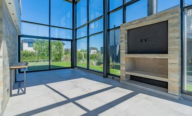 Casa de categoria Rumencó Joven