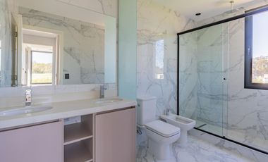 Casa de categoria Rumencó Joven