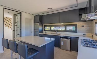 Casa de categoria Rumencó Joven