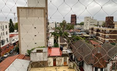 VENTA - Bernal centro-Exc punto-3amb-Alto-Luz y sol-Balcón-Vista al río-70m2