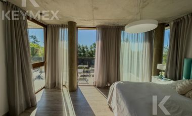 Venta Casa 3 dormitorios con Jardín y piscina El Quimilar City Bell