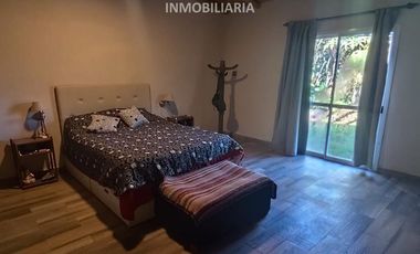 Casa en amplio lote en Villa San José