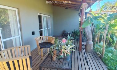 Casa en amplio lote en Villa San José