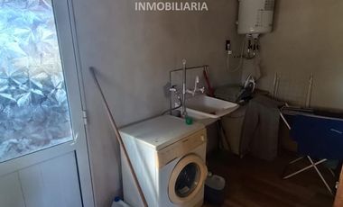 Casa en amplio lote en Villa San José