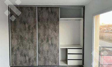 VENTA Dúplex 2 Dormitorios con Renta en Altos Alberdi I, Plottier – ¡INVERSIÓN INTELIGENTE!