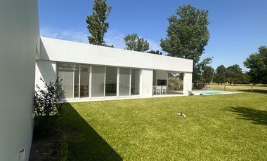 VENTA CASA 3 DORMITORIOS EN LA RINCONADA