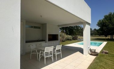 VENTA CASA 3 DORMITORIOS EN LA RINCONADA