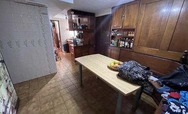 Departamento de 4 ambientes c/ cochera en Venta - Avellaneda