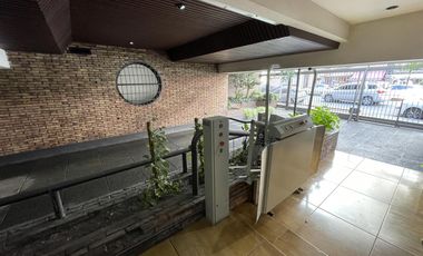 Departamento de 4 ambientes c/ cochera en Venta - Avellaneda