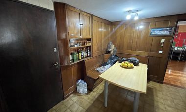 Departamento de 4 ambientes c/ cochera en Venta - Avellaneda