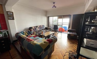 Departamento de 4 ambientes c/ cochera en Venta - Avellaneda