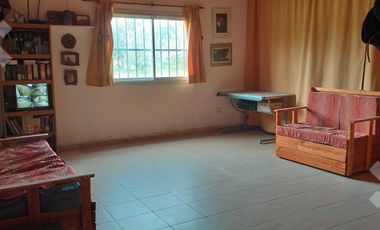 VENTA CHACRA 1,5 HA. CON CASA 2 DORM. \u002D CINCO SALTOS