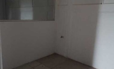 BODEGA EN RENTA  EL CARMEN EL MARQUÉS