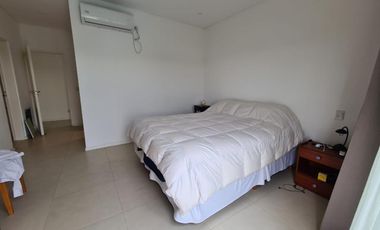 Casa en venta en barrio Vila Marina, Villanueva, Tigre