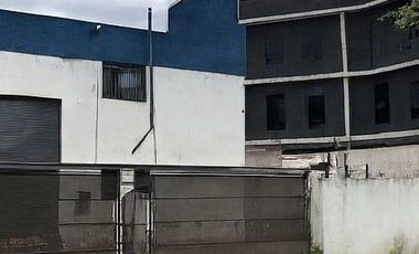 Depósito / Local en Alquiler