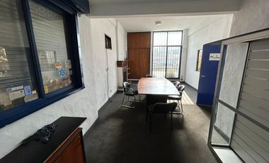 Depósito / Local en Alquiler