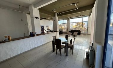 Depósito / Local en Alquiler