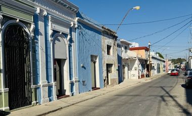 CASA EN LA CALLE 47 DE MERIDA CERCA DE PASEO MONTEJO Y DEL CORREDOR GASTRONOMICO