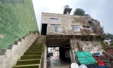 Casa + Depto en planta alta + deposito tipo losa en