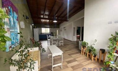 Casa + Depto en planta alta + deposito tipo losa en