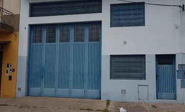 VENTA GALPÓN 415 M2 CUB EN UNA PLANTA SIN COLUMNAS* LANÚS OESTE