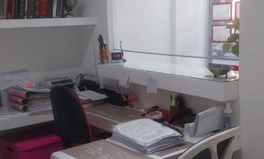 Local en el centro a metro de la estacion  Lanús Oeste