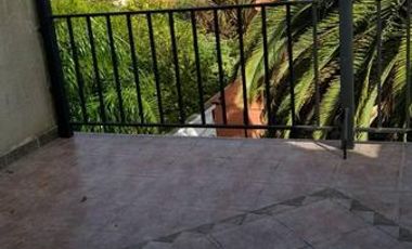 Triplex en excelente ubicación!