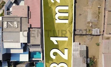 Se vende amplio terreno de 821 m² ubicado en Casuarina Sur