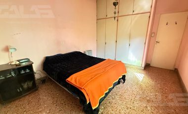 En venta Ituzaingó Norte - 2 Locales comerciales - vivienda - gran parque - Calle Brandsen