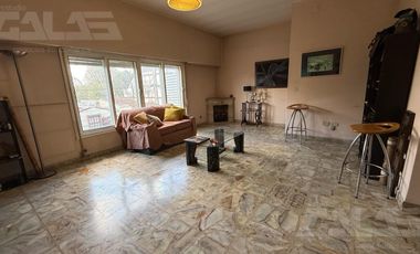 2 Locales comerciales - Vivienda - Ituzaingó Norte - Brandsen -4 Amb - Gran parque -