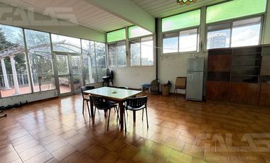 En venta Ituzaingó Norte - 2 Locales comerciales - vivienda - gran parque - Calle Brandsen