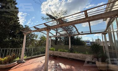 En venta Ituzaingó Norte - 2 Locales comerciales - vivienda - gran parque - Calle Brandsen