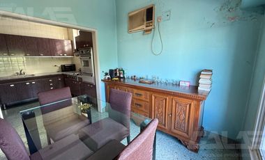 2 Locales comerciales - Vivienda - Ituzaingó Norte - Brandsen -4 Amb - Gran parque -