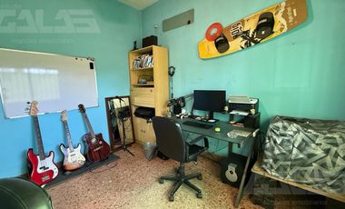 2 Locales comerciales - Vivienda - Ituzaingó Norte - Brandsen -4 Amb - Gran parque -