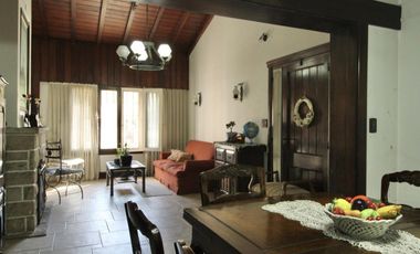 Casa en alquiler Ituzaingó zona céntrica apta comercial o profesional