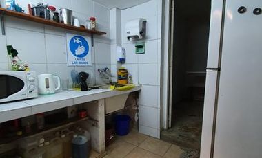 Galpón Interno con Amplio Terreno en Venta