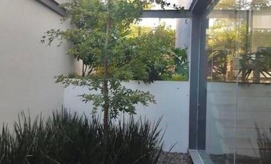 Casa en Renta en Puerta Las Lomas – Exclusividad, Lujo y Confort.